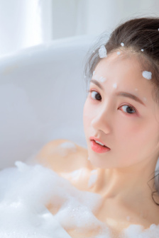 小东西是不是好几天没弄你了